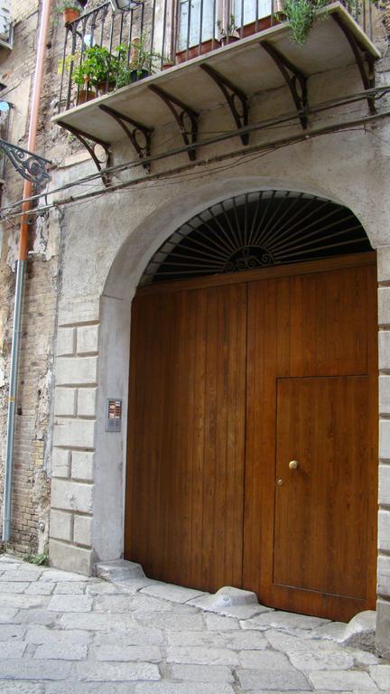 A Casa Di Gio Appartement Palermo Buitenkant foto